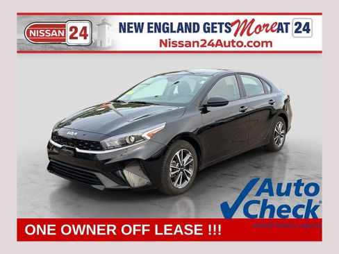 Used 2023 Kia Forte LXS FWD image 1