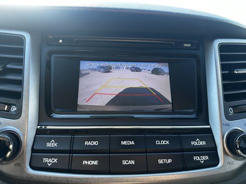 Used 2018 Hyundai Tucson SE w/ Cargo Package image 22