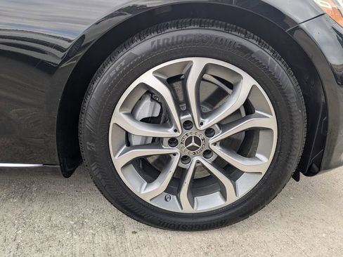 Used 2017 Mercedes-Benz C 300 Sedan image 13