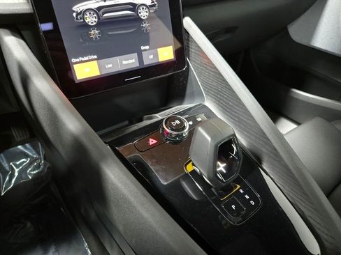 Used 2022 Polestar Polestar 2 w/ Performance Package image 27