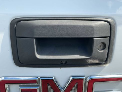 Used 2019 GMC Sierra 2500 SLE image 31