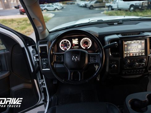 Used 2018 RAM 2500 Big Horn w/ Sport Appearance Group image 23