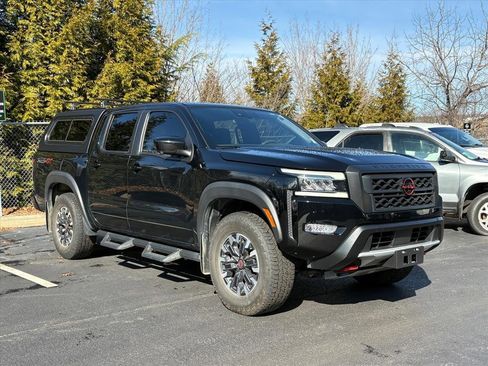 Used 2023 Nissan Frontier PRO-4X w/ Pro Convenience Package image 1