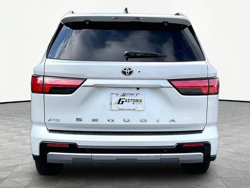 Used 2024 Toyota Sequoia Capstone RWD image 6