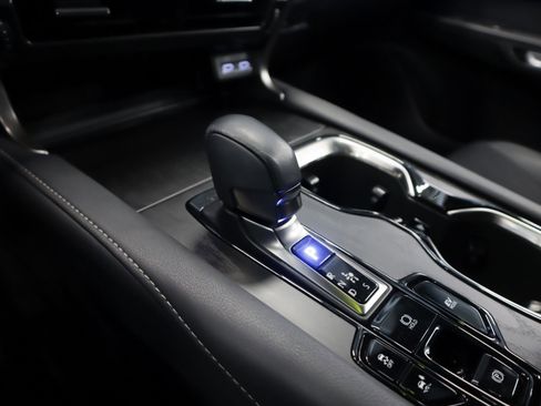 Used 2023 Lexus RX 350h RX 350h Premium image 18