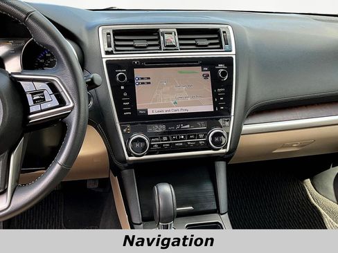 Used 2019 Subaru Outback 2.5i Limited image 10