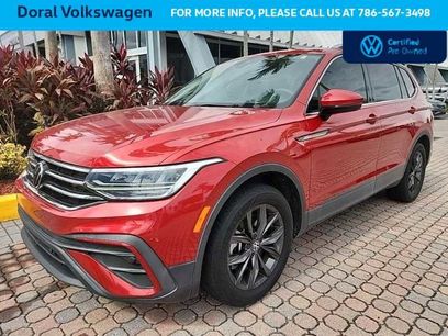 Used 2022 Volkswagen Tiguan SE w/ Panoramic Sunroof Package