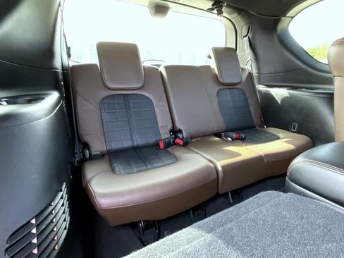 Used 2019 Nissan Armada Platinum w/ Captain's Chairs Package image 20