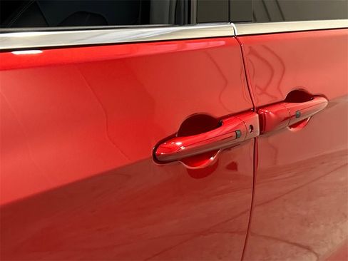 New 2026 Chrysler Pacifica Select image 13