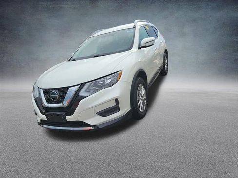 Used 2018 Nissan Rogue SV image 40
