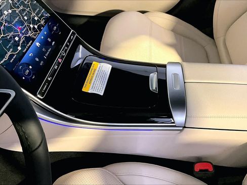 New 2026 Mercedes-Benz C 300 4MATIC Sedan image 10