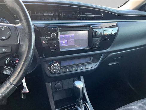 Used 2014 Toyota Corolla S FWD image 10