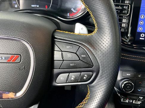 Used 2023 Dodge Durango R/T w/ Hemi Orange Plus Package RWD image 24