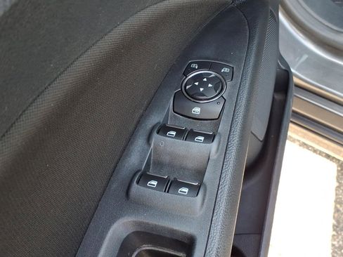 Used 2018 Ford Fusion SE image 9