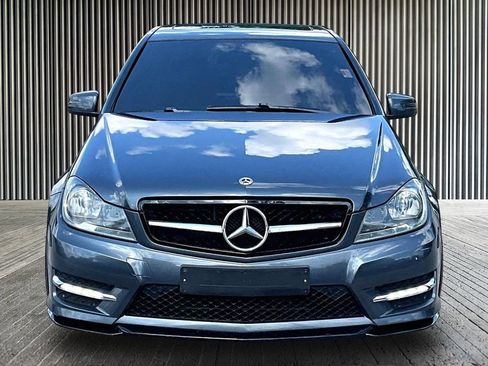 Used 2014 Mercedes-Benz C 300 4MATIC Sedan image 4