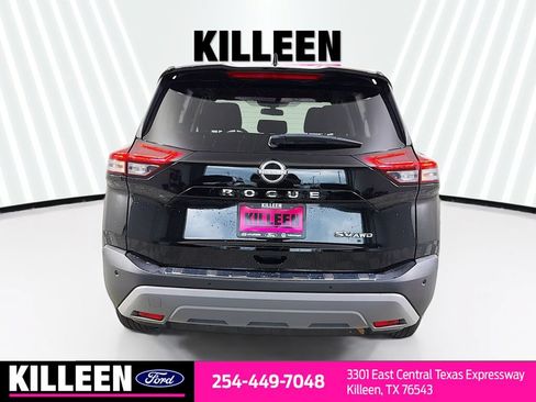Used 2023 Nissan Rogue SV AWD/4WD image 8
