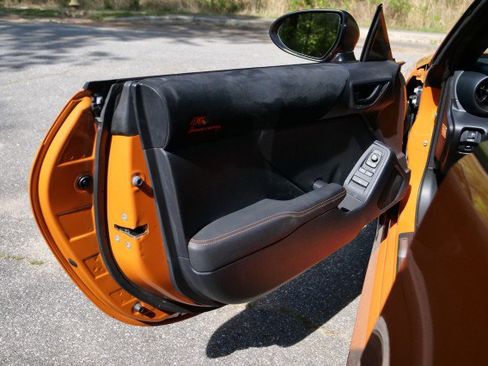 Used 2023 Toyota GR86 10th Anniversary SE image 23