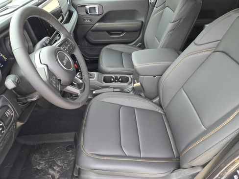 New 2026 Jeep Gladiator Sport image 11