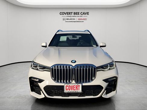 Used 2022 BMW X7 xDrive40i w/ M Sport Package image 2