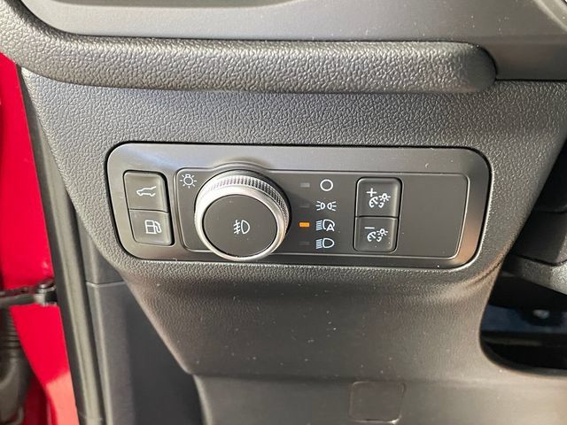 Certified 2020 Ford Escape Titanium AWD/4WD image 17