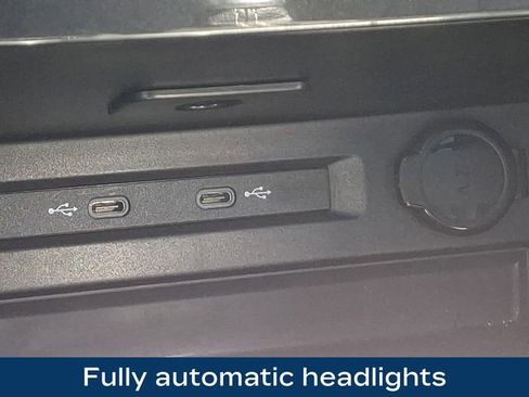 Used 2024 Volkswagen Tiguan SE R-Line AWD/4WD image 16