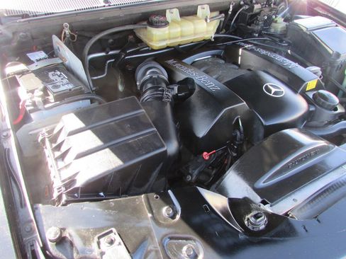 Used 2000 Mercedes-Benz ML 320 4MATIC image 22