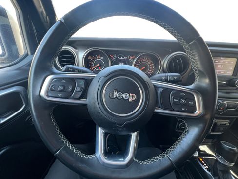 Used 2020 Jeep Gladiator Sport w/ Quick Order Package 24S image 13