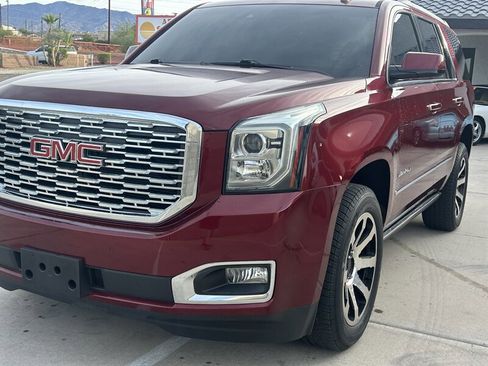 Used 2018 GMC Yukon Denali w/ Denali Ultimate Package image 9