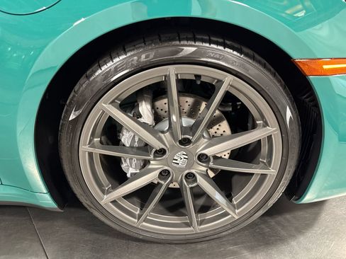 Used 2024 Porsche 911 Carrera T RWD image 14