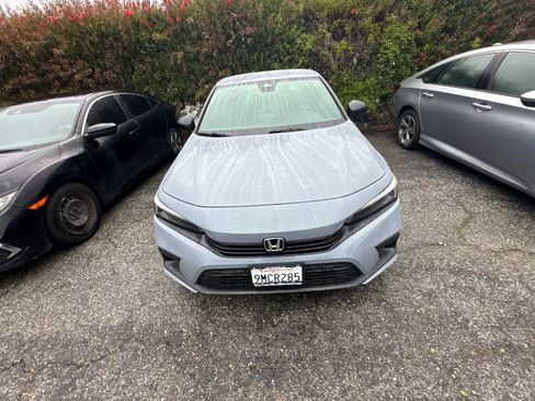 Used 2024 Honda Civic Sport image 3
