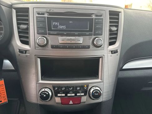 Used 2014 Subaru Legacy 2.5i image 20