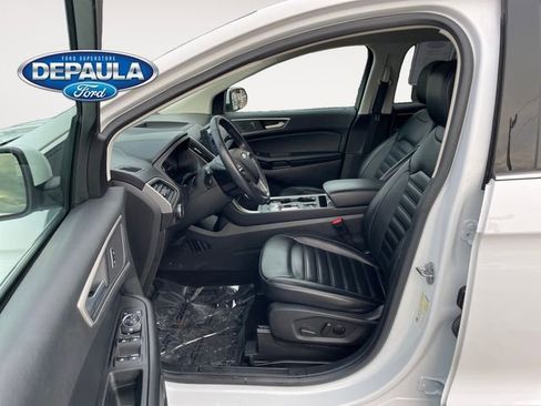 Used 2023 Ford Edge SEL image 11