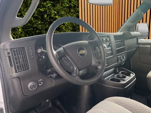 Used 2016 Chevrolet Express 2500 LT w/ LT Preferred Equipment Group image 14