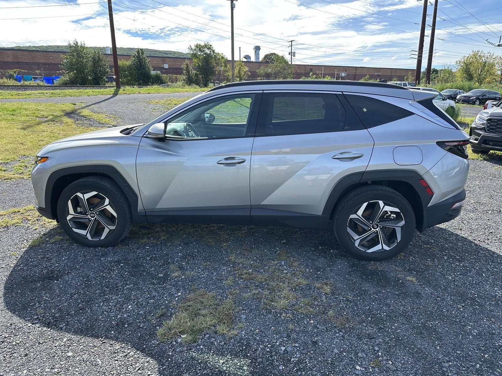 Certified 2023 Hyundai Tucson Limited AWD/4WD image 5