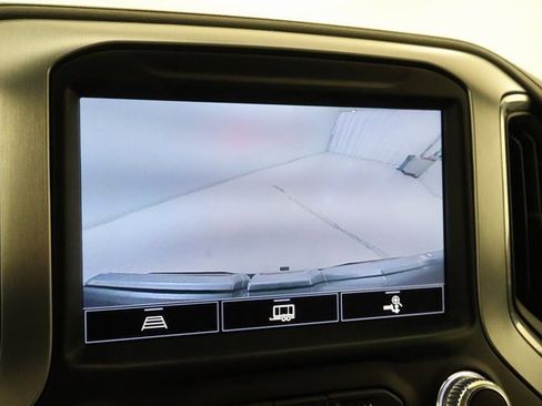Used 2021 GMC Sierra 1500 SLT w/ SLT Premium Package image 9