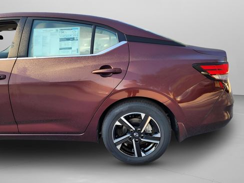 New 2025 Nissan Sentra SV image 7