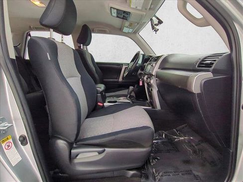 Used 2015 Toyota 4Runner SR5 RWD image 23