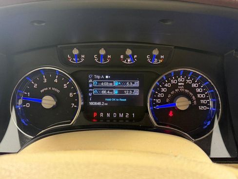 Used 2013 Ford F150 King Ranch w/ King Ranch Luxury Pkg image 18