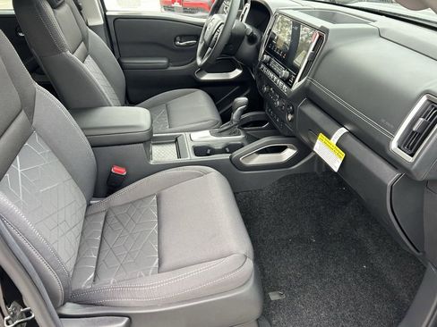 New 2026 Nissan Frontier SV w/ SV Convenience Package image 9