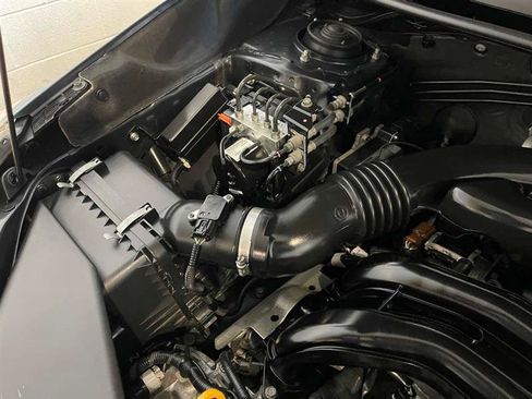 Used 2017 Subaru Crosstrek 2.0i Premium AWD/4WD image 83