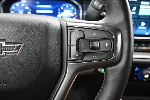Used 2024 Chevrolet Silverado 2500 ZR2 w/ Technology Package AWD/4WD image 10