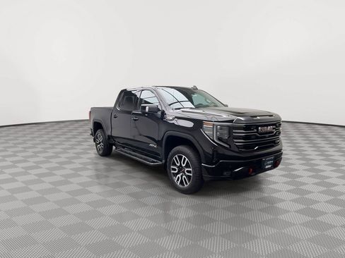 Used 2024 GMC Sierra 1500 AT4 w/ Technology Package AWD/4WD image 41