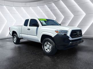 Used 2018 Toyota Tacoma SR RWD video 1