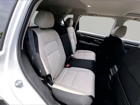 Used 2025 Honda CR-V EX image 19
