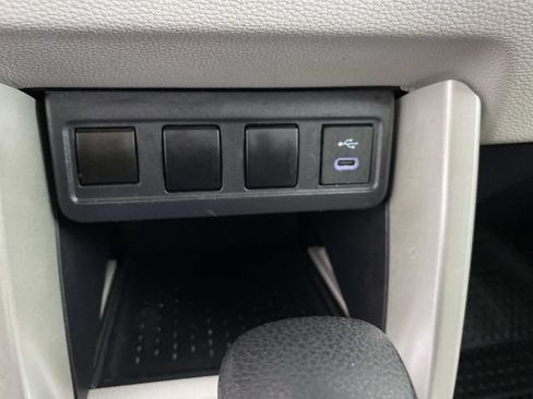 Used 2024 Toyota Corolla Cross L AWD/4WD image 21