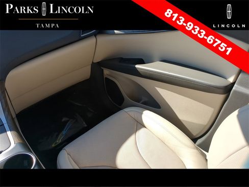 Used 2020 Lincoln Nautilus Reserve image 15