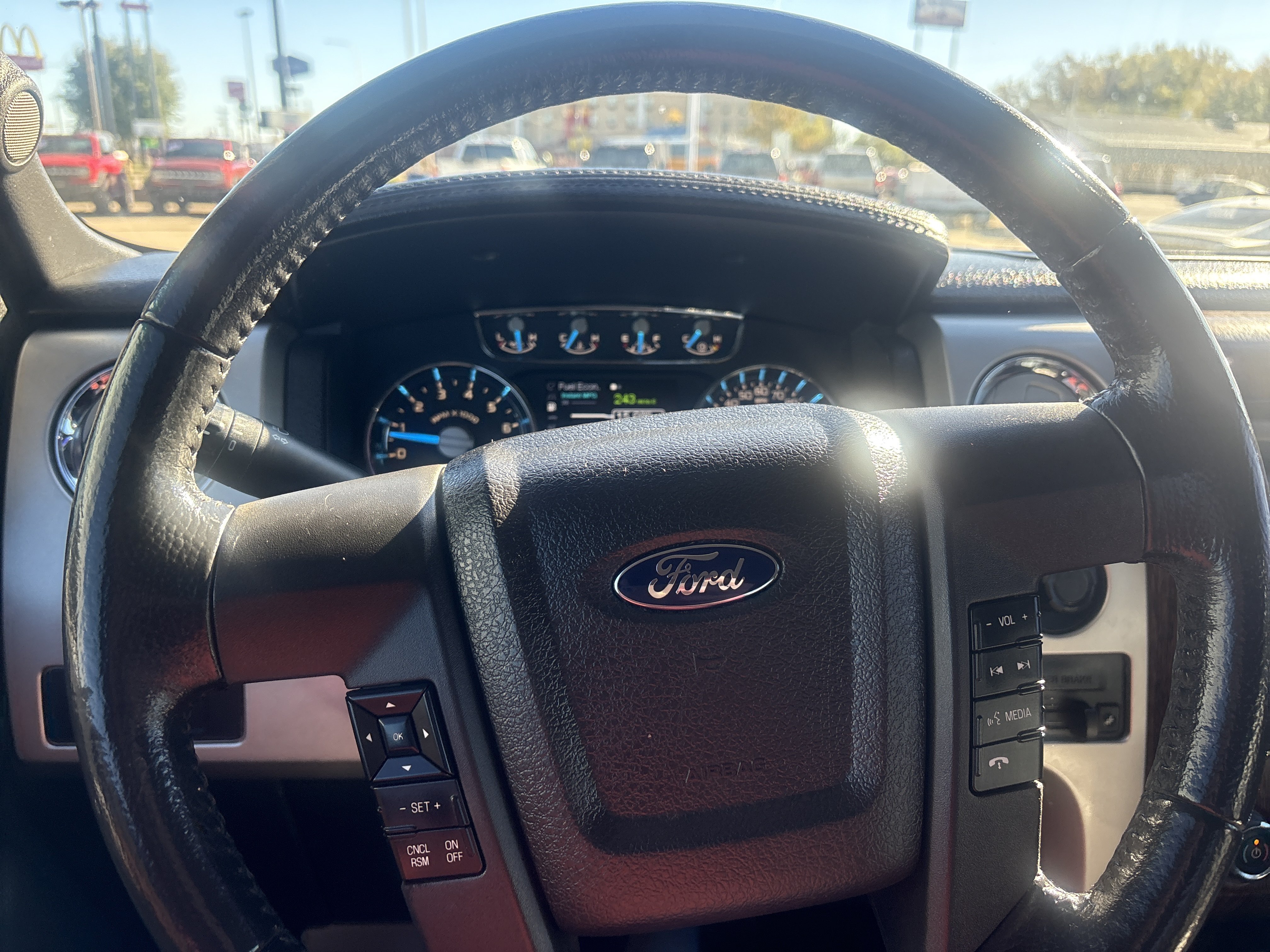 Used 2013 Ford F150 Lariat w/ Luxury Equipment Group AWD/4WD image 15