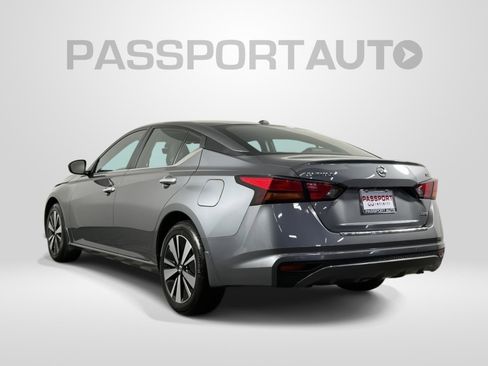 Used 2021 Nissan Altima 2.5 SV AWD/4WD image 4