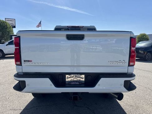 New 2026 Chevrolet Silverado 2500 High Country w/ Z71 Off-Road Package image 5