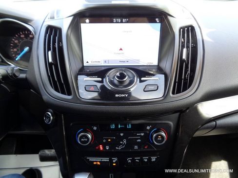 Used 2017 Ford Escape Titanium w/ Equipment Group 301A AWD/4WD image 15